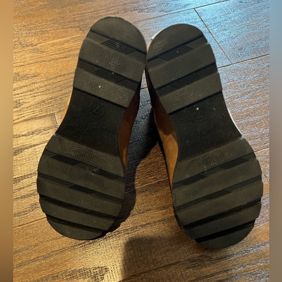 COPY - Target Universal Thread Women’s wedge boots size 7 cognac color - Picture 2 of 4